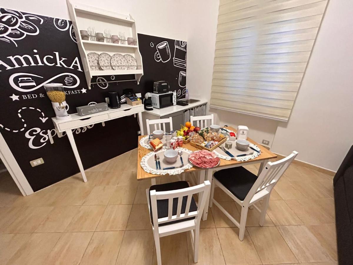 Amicka B&B Альгеро Екстер'єр фото